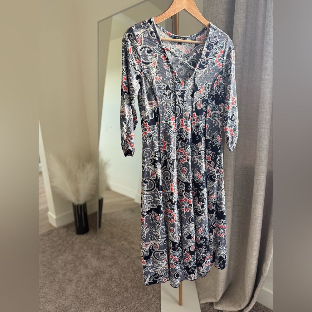 SAMI & JO Mid sleeve long dress